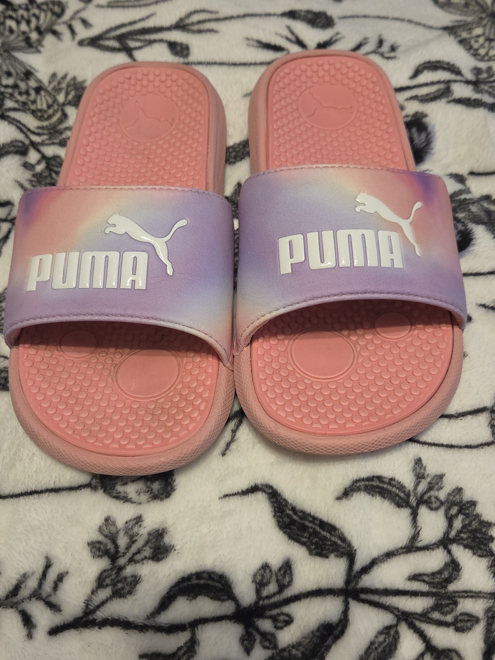 Puma Kids Pink and Lavender Gradient Slide Sandals